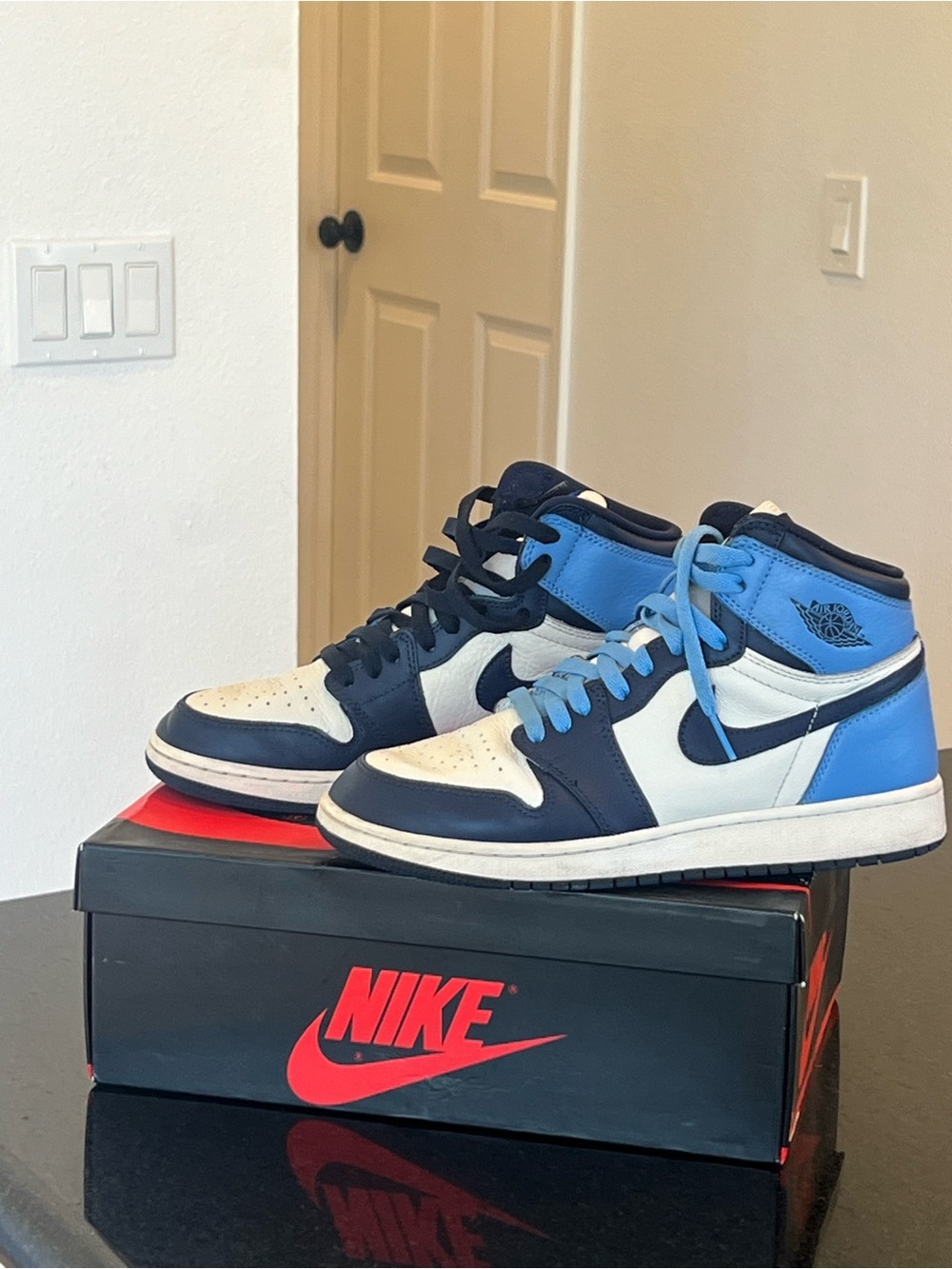 Nike Men’s Air Jordan 1 Mid - Navy, University Blue, White